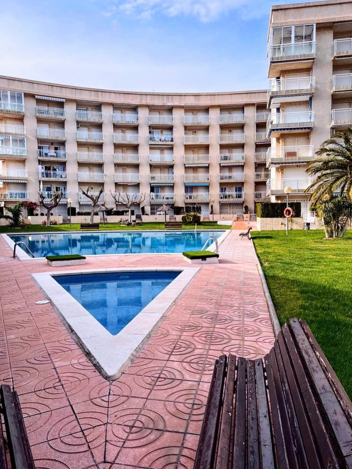 2Nda Linea Con Piscina En Miami Platja Apartment Miami Playa Bagian luar foto